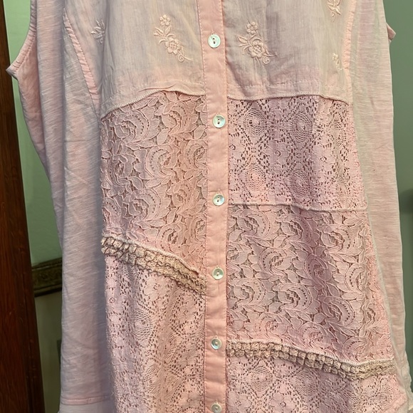 Sleeveless top. XL - Picture 2 of 6